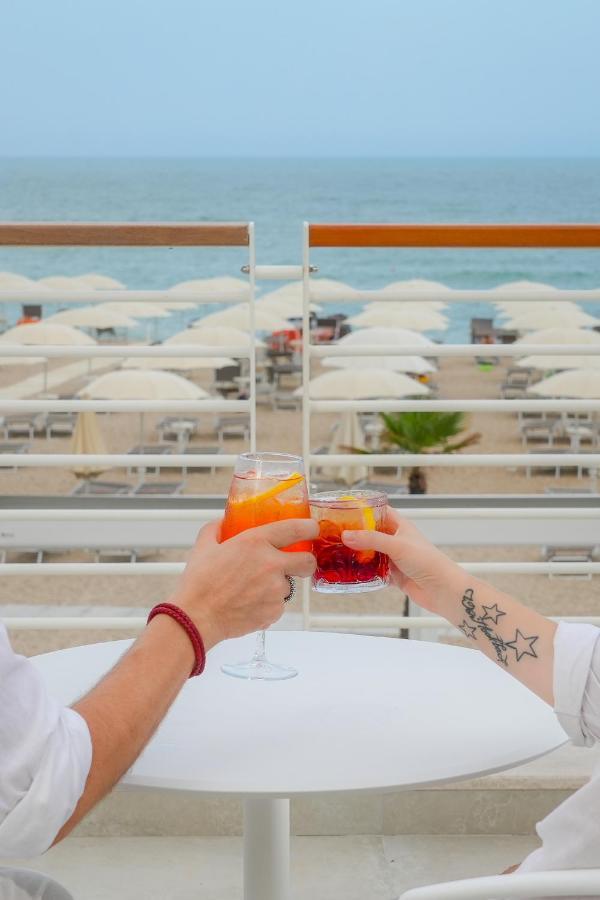 Marino1958 Rta Hotel Numana Ngoại thất bức ảnh